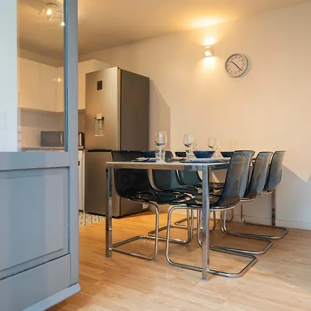 Liiiving In - Delight Terrace Apartamento