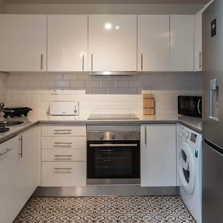 Liiiving In - Delight Terrace *